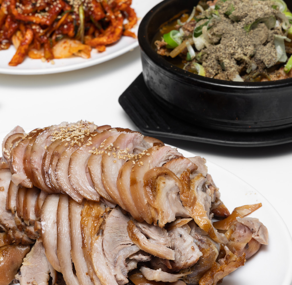 Jangchung-dong Grandma's Jokbal